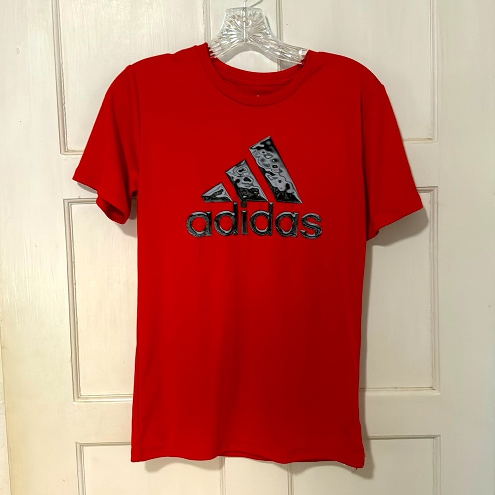 Boy’s 10/12 Adidas Dri-fit T-shirt excellent condition
